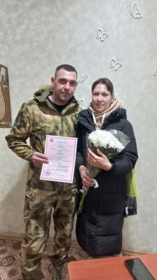Ульяновский боец женился на возлюбленной. Ульяновский боец женился на возлюбленной.